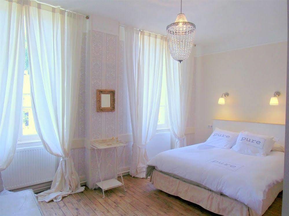 Hotel De La Providence Égliseneuve-dʼEntraigues Eksteriør billede